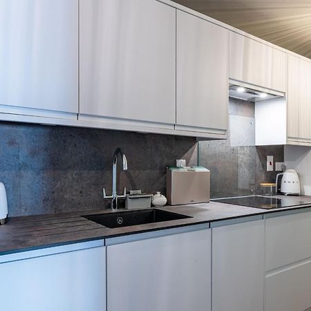 Large Stylish Studio In The Heart Of The City Bath Exteriér fotografie